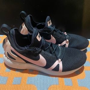 Nike Duel Racer youth 6.5y - navy and pink
